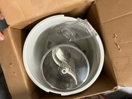 Photo of free Waring ice cream maker, electric (Great Neck) #2