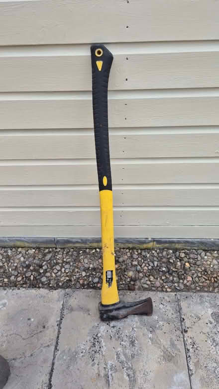 Photo of free Wood chopper / log splitter (Penrith CA11) #1
