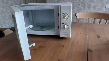 Photo of free Microwave (Cheylesmore Coventry) #1