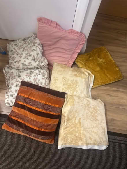 Photo of free Cushions (Muscliffe BH9) #1