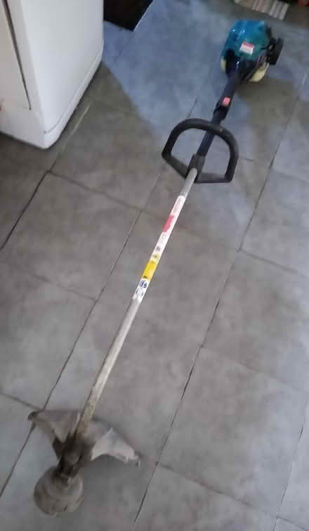 Photo of free Strimmer (Heaton BD9) #2