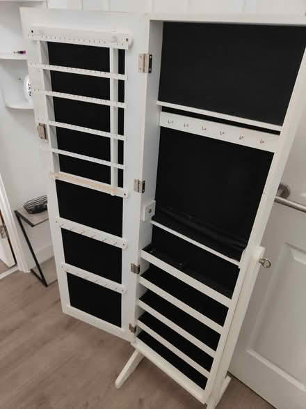 Photo of free Tall Mirror jewellery cabinet (Stevenage SG2) #2