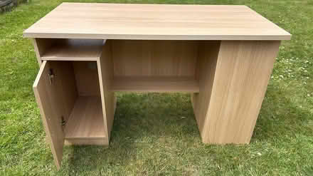 Photo of free Desk (Broadstone BH18) #4