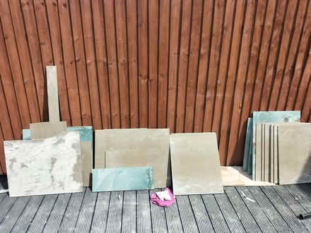 Photo of free toilet & Radiator (Lee Chapel SS15) #3
