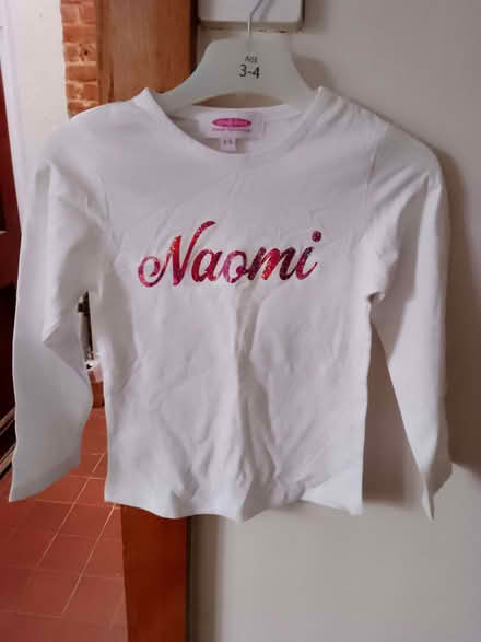 Photo of free White long sleeve top age 2-3 years (North Ascot SL5) #1