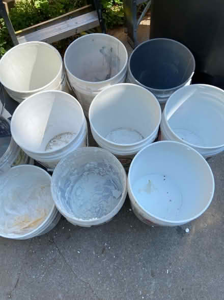 Photo of free 5 gallon pails (Driveway behind white van.) #1