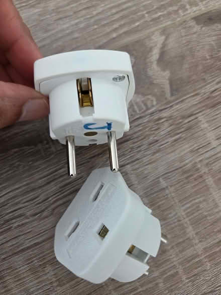 Photo of free eu travel adapter (Preston HA9) #1