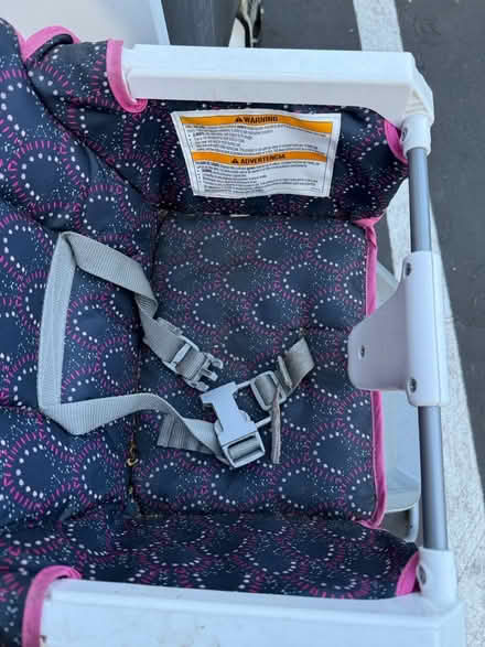 Photo of free Small Cosco high chair & meal tray (1075 Valencia Avenue) #4