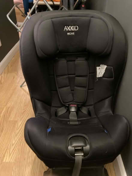 Photo of free Child car seat (SE9) #1