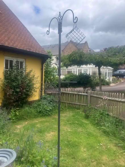 Photo of free Bird bath and bird feeder (Tilehurst RG31) #1