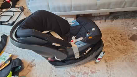 Photo of free mamas&papas baby car seat (Shipley BD18) #1