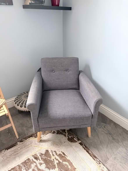 Photo of free Arm sofa and rectangle ottoman (Collection SW6) #1