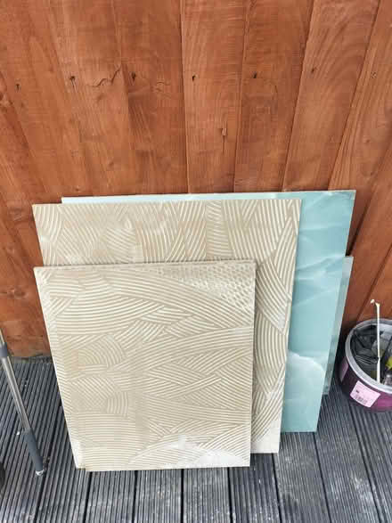 Photo of free toilet & Radiator (Lee Chapel SS15) #4