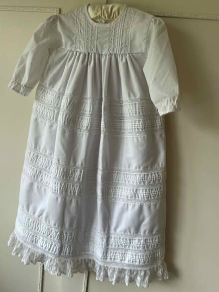 Photo of free Christening outfit 6-12 months (RG9 Henley) #2