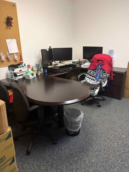 Photo of free Large U shaped desk Plus (Plantation FL) #1