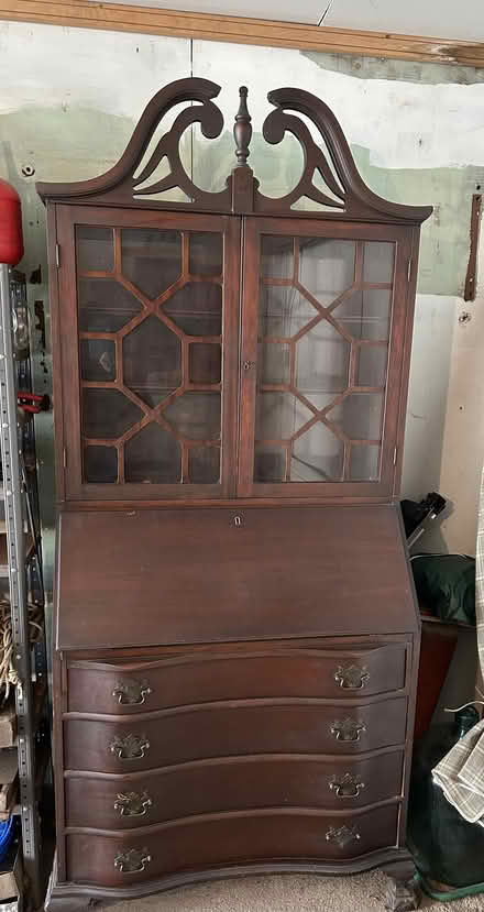 Photo of free Secretary (Grymes Hill, Staten Island) #1