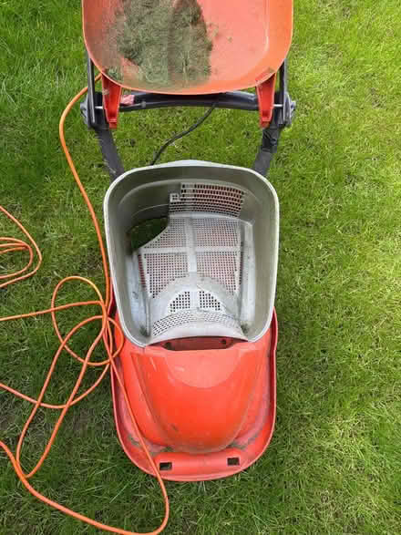 Photo of free Flymo hover compact 300 (HD4) #2