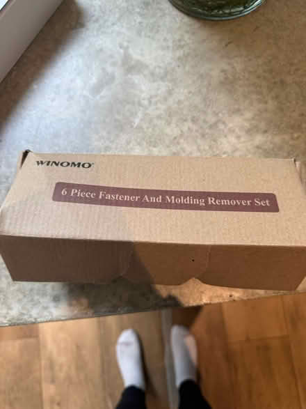 Photo of free Moulding remover (CR2) #1