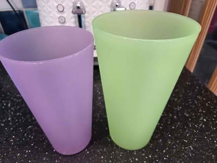 Photo of free Plastic plates, bowls and beakers (Barkingside IG5) #3