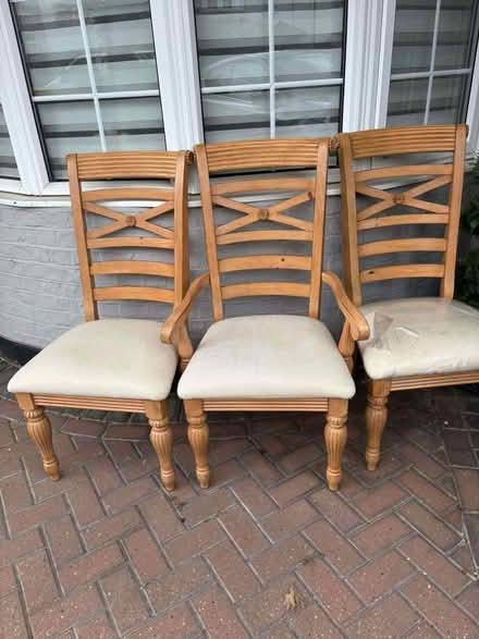 Photo of free 3 chairs (Brunswick Park N11) #1