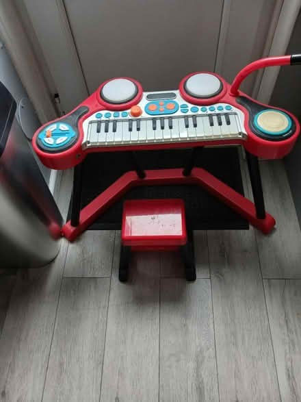 Photo of free Child's piano (Paulsgrove PO6) #1