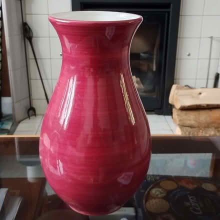 Photo of free A Large Red Vase (Rayleigh SS6) #1