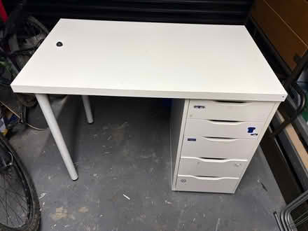 Photo of free IKEA desk and draws (Le9 3be) #1