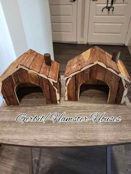 Photo of free Small animal houses (76102) #1