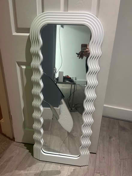 Photo of free Broken swirly mirror (Palmer Park RG1) #1