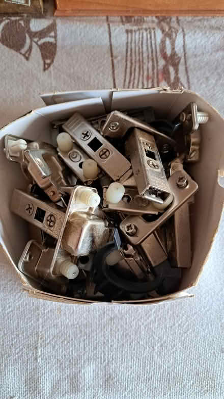 Photo of free IKEA cabinet hinges (Hornsey N8) #1
