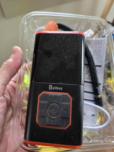 Photo of free USB bike pump (Vanier north) #1