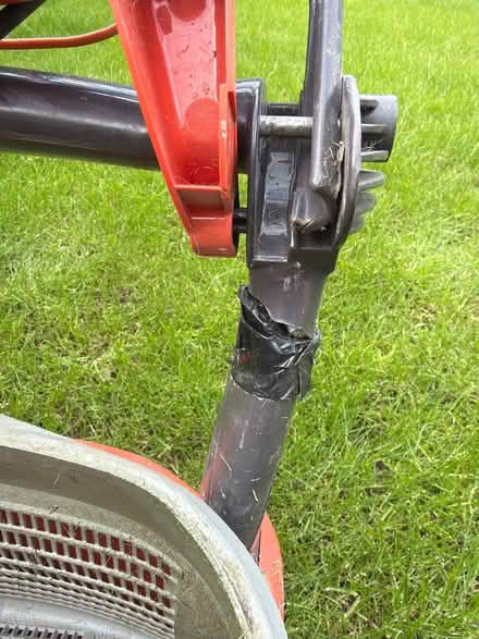 Photo of free Flymo hover compact 300 (HD4) #3