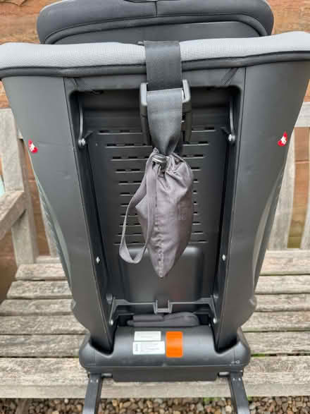 Photo of free Joie Group 1/2/3 car seat (Kelvindale G12) #3