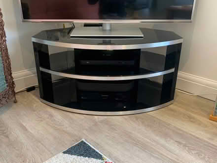 Photo of free TV stand (New Mills SK22) #1