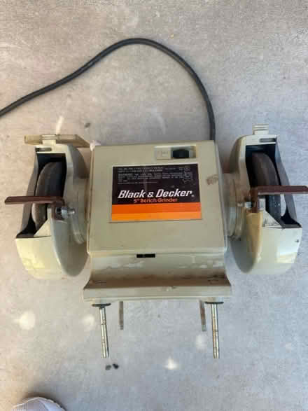 Photo of free Bench Grinder - Black/Decker 5” (Linda Mar area, Pacifica) #1