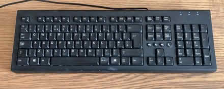 Photo of free Monitor, keyboard, mouse and speakers. (Seaside BN23) #1