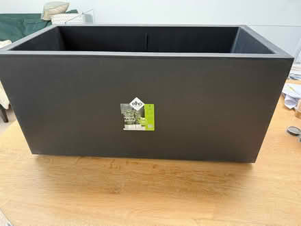 Photo of free Elho long planter on wheels (new but damaged corners) (Barnes SW13) #1