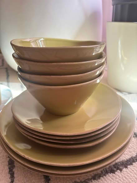 Photo of free Crate&Barrel dishes (Rego Park) #1