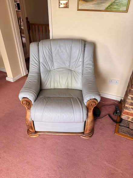 Photo of free 2 x electric leather recliner chairs and sofa (Cliffe ME3) #1