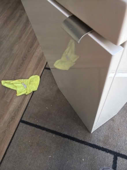Photo of free Sink unit (Gidea Park RM2) #3
