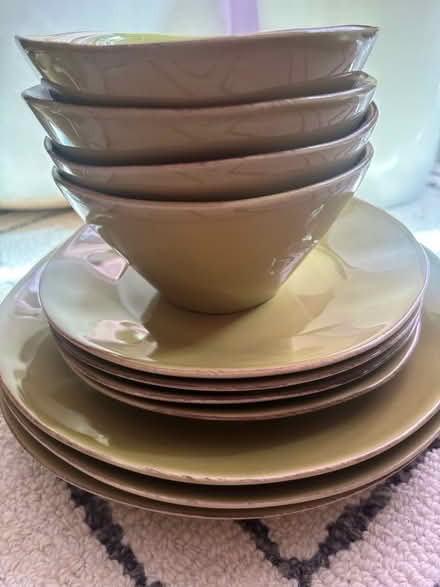 Photo of free Crate&Barrel dishes (Rego Park) #2