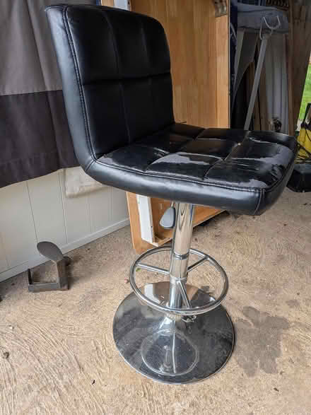 Photo of free Gas lift stools. 4 (Leasingham NG34) #1