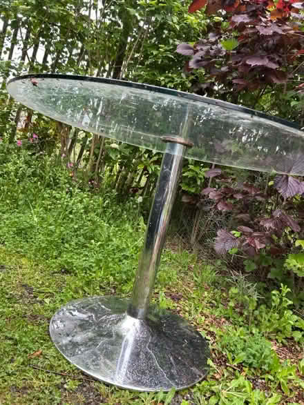 Photo of free Glass table (HR2 0LT) #2