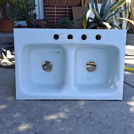 Photo of free Double sink (South Fresno) #1