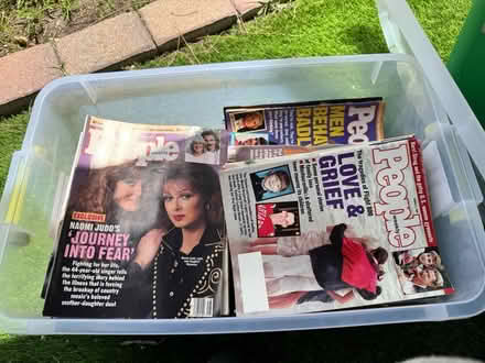 Photo of free People Magazines from the 90’s (Casselberry) #1