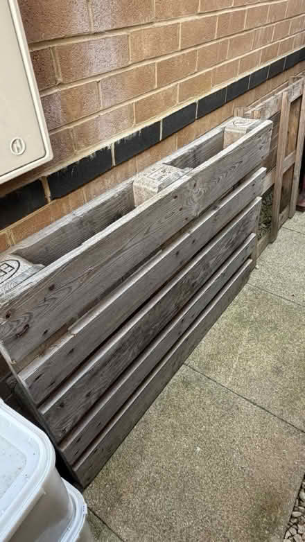 Photo of free Pallets (HD4) #1