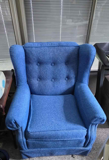 Photo of free Farmhouse-style livingroom furnitur (Liverpool) #2