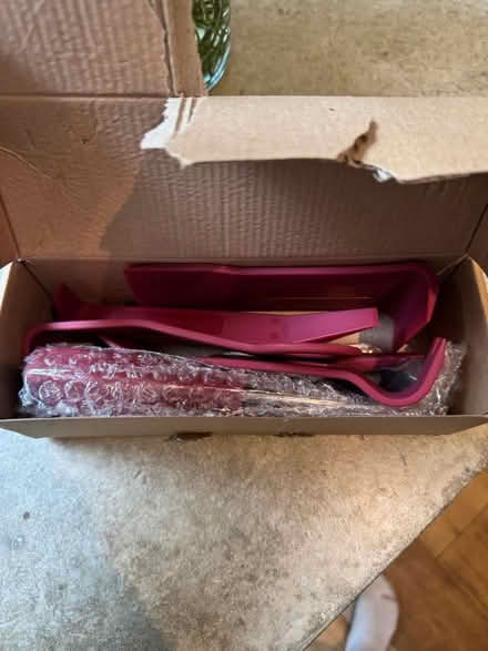 Photo of free Moulding remover (CR2) #2