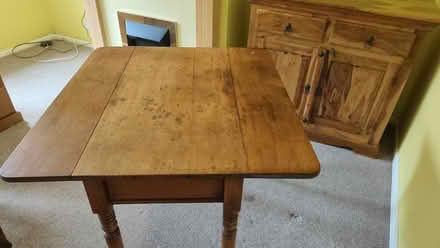 Photo of free Wooden table (Wessex Road SN14) #4