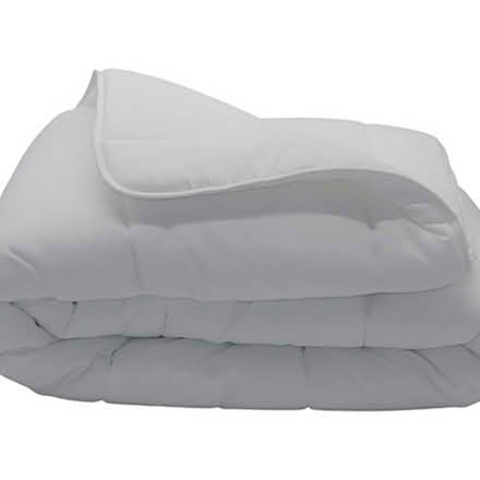 Photo of free Double summer Duvet (Highley WV16) #1